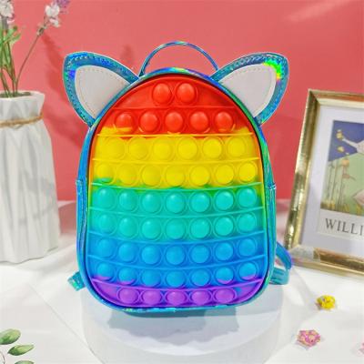 Rainbow pop it mochila escolar impresa en 3d